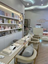 -爱睫物语·美甲美睫