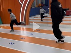 -悦动体能篮球羽毛球网球(三里河店)