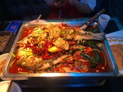 -鸣记脆皮烤鱼·海鲜烤鱼(三八广场店)
