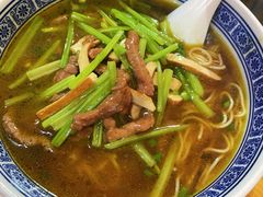 -沪西老弄堂面馆(定西路店)