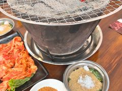 -韩风烤牛肉冷面店