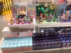 -泡泡玛特POPMART(上海环球港店)