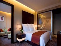 -上海龙之梦万丽酒店