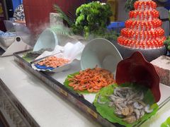 -四囍码头海鲜烧烤自助火锅(外滩南京东路悦荟广场店)