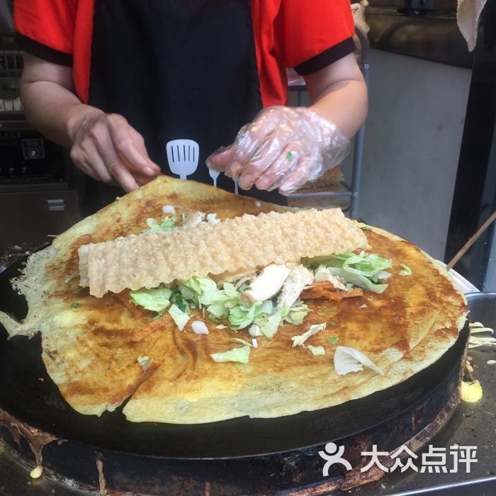 饞嘴兒煎餅燒烤炸雞烤冷麵