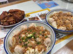 玲玲炸酱捞云吞-玲玲饮食店