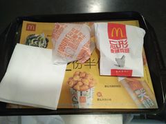 -麦当劳(乳山路店)