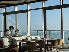 -瑰丽酒店·海吧·天际下午茶·现场DJ·天台酒吧