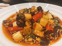 -张大胡子鱼头火锅酒楼(长益路店)