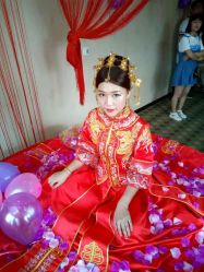 -贺贺新娘造型婚纱店