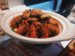 -肥肥虾庄·金牌油焖大虾(汉街SKP店)