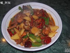 小份新疆大盘鸡-东方亚克西餐厅(西康路店)