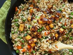 Fried&nbsp;rice&nbsp;with&nbsp;chicken-好吃街