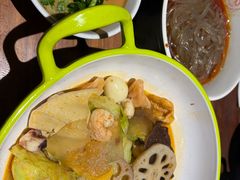 -万记麻辣烫国展总店