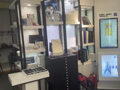 -浮光眼镜·蔡司视觉合作·数字验配中心(陆家嘴店)