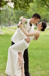 -至臻微拉婚纱摄影