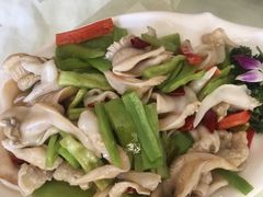 尖椒鸟贝-添福来墨鱼饺子 · 海鲜东北菜(大连星海·黄浦路店)