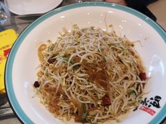 豆芽炒粉-吴记酱骨炖菜馆(康安路店)