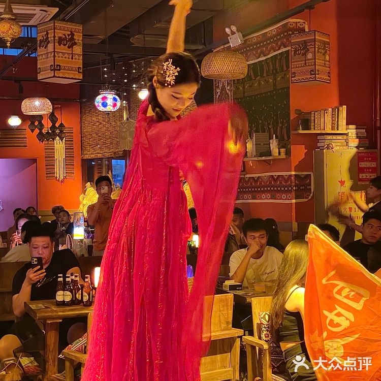 这家小酒馆🍻有种不在汕头的松弛感!