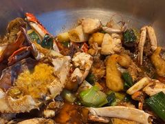 -七欣天香辣蟹火锅(闵行浦江欢乐颂店)