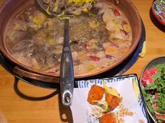 -洱火云南酸菜牛肉火锅(石景山当代商城店)