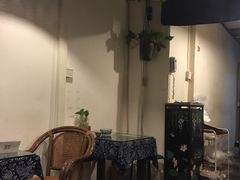 -蜗牛小馆醉乡民谣云南菜(惠新西里店)