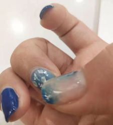 -纤指百魅美甲美睫