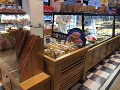 面包甜点陈列柜-味多美(民星路店)