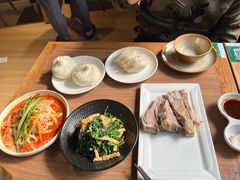 -贯贯吉·清真餐厅(浙江中路店)