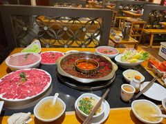 -一斗火锅·招财羊毛肚(北温泉九号店)