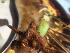 经典鸳鸯锅-玉林串串香