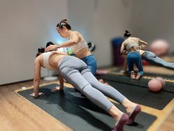 点击看大图 -防空洞舞蹈·瑜伽