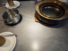 餐具摆设-伍棵煋炭烤自助料理·烤鳗鱼(浦东食品城店)