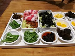 -花馬肆.云南过桥米线(汉神购物广场现场熬汤店)