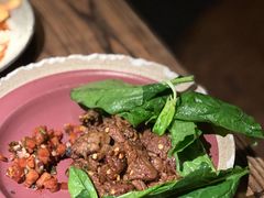 炭烤牛肉-毛辣果·酸