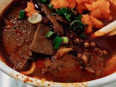 -中山牛肉肥肠粉面馆(军工社区店)