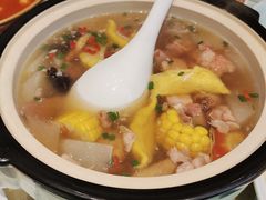 -江城小馆陕南妈妈菜·全球旅行餐厅(钟楼店)