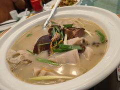 -六和聚传统烤鸭.天津菜(和平店)