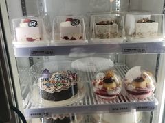 -DQ·蛋糕·冰淇淋(荟聚中心店)
