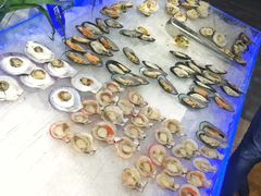 -悦巷海鲜自助铁板烧(秦皇东大街店)