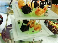 精致梦幻天鹅酥-成都龙之梦大酒店-龙悦中餐厅