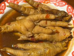 -爆炸头阿姨小四川正宗川味小吃(无任何分店)
