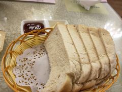 奶油果酱面包-华梅西餐厅(哈尔滨中央大街店)