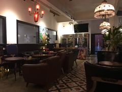 -拖板鞋咖啡旅行酒店(春熙路地铁站店)