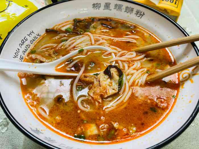 柳星螺蛳粉(四川旗舰店)-"新开的螺蛳粉周末休息突然想吃螺蛳粉本.