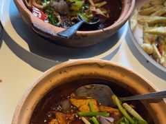 -八府香鸭·啫啫煲(华山路店)