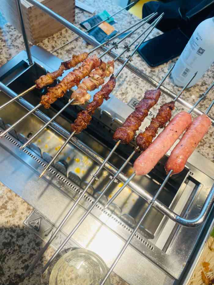 丰茂烤串(十里河店)-"特色肉串好好吃 服务质量好 我每月会吃.