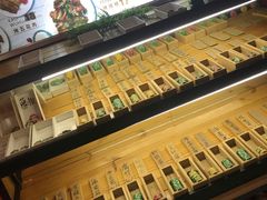 -吉吉向上炭烤鸡肉煲(大学城店)