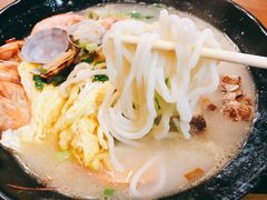 -老东镇啤酒屋海鲜加工·蒸汽海鲜·海鲜烧烤(台东店)