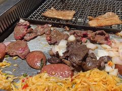 -张牌牌·东北烤肉小吃市集(金楠天街店)